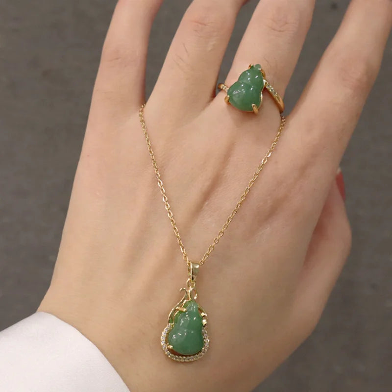 Emerald Jade Necklace & Ring Set